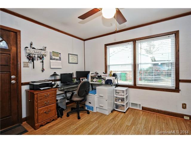5420 Farmbrook Dr, Charlotte, NC 28210 photo 13