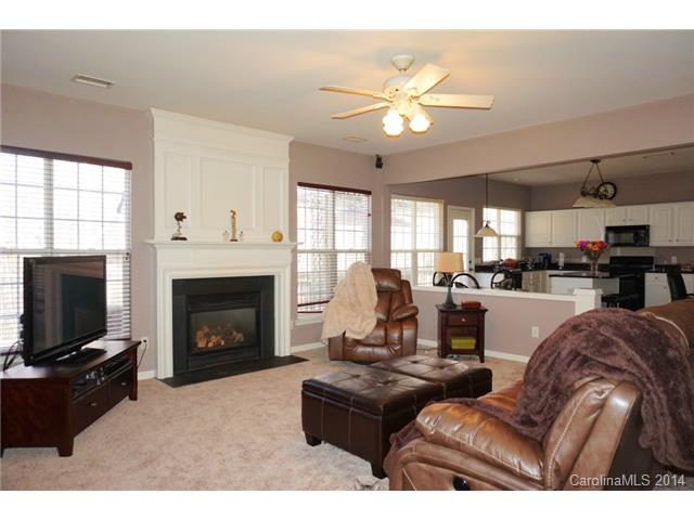 20718 Waters Edge Ct, Cornelius, NC 28031 photo 8