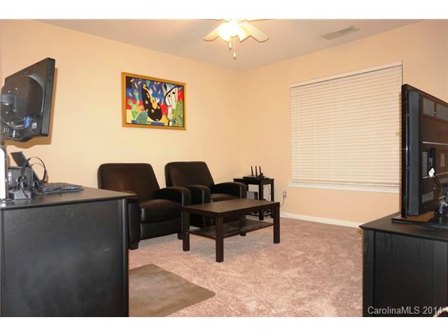 20718 Waters Edge Ct, Cornelius, NC 28031 photo 17