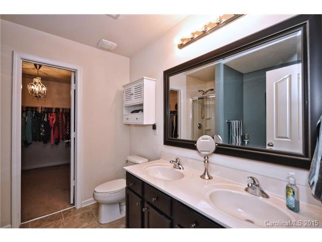 1402 River Run Rd, Lowell, NC 28098 photo 16