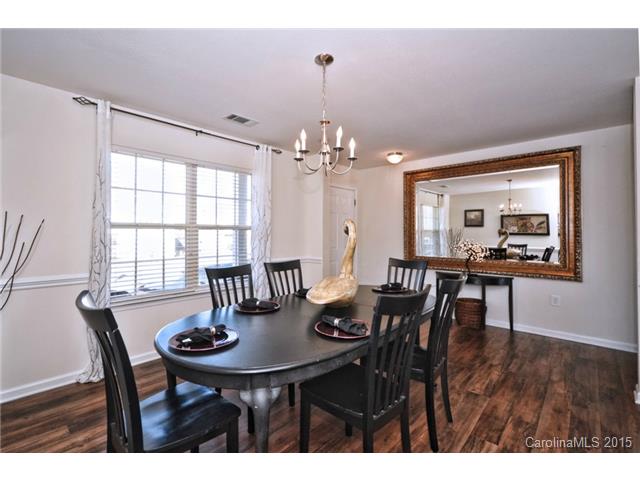 1402 River Run Rd, Lowell, NC 28098 photo 5