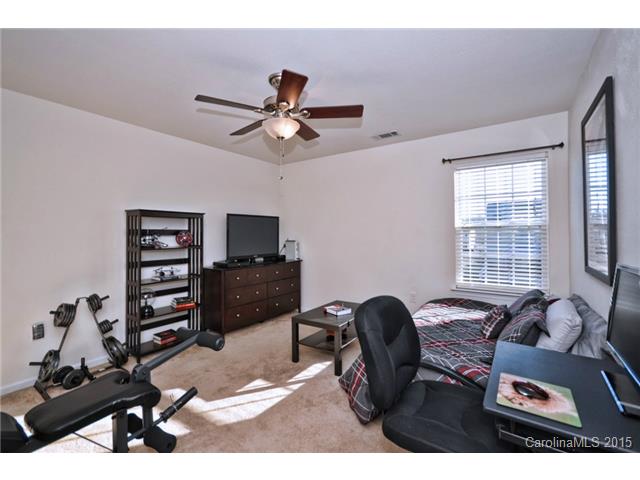 1402 River Run Rd, Lowell, NC 28098 photo 20