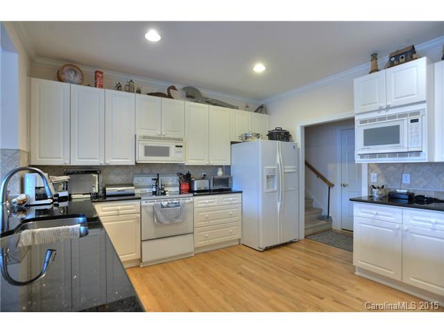 17511 Springwinds Dr, Cornelius, NC 28031 photo 9