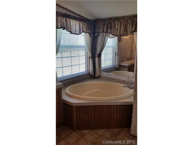 197 Olin Loop, Olin, NC 28660 photo 10