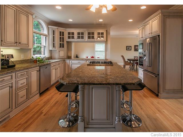 1194 Eaglecrest Dr, Stanley, NC 28164 photo 4