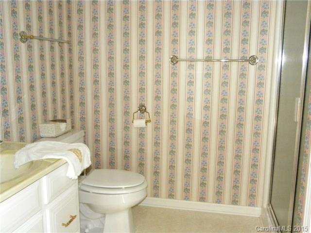2002 Shamrock Ave, Lancaster, SC 29720 photo 13