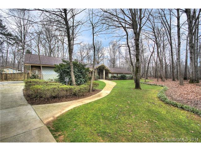 409 Devonport Dr, Matthews, NC 28104 photo 2