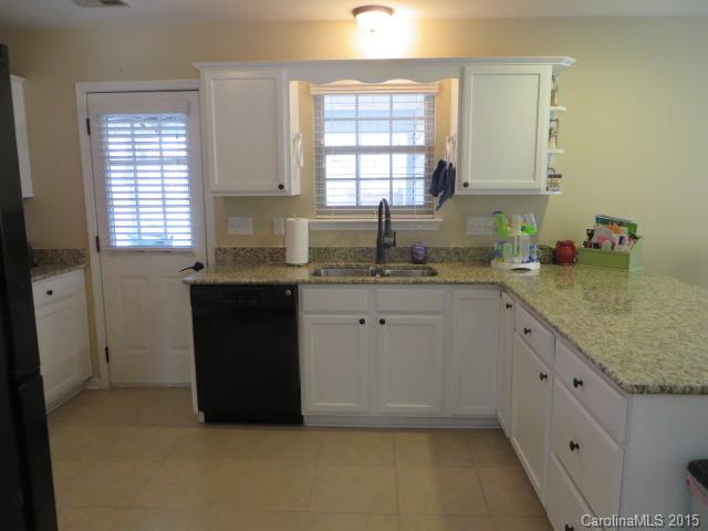 2300 Damascus Dr, Monroe, NC 28110 photo 4
