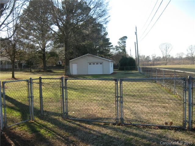 2203 Concord Ave, Monroe, NC 28110 photo 3