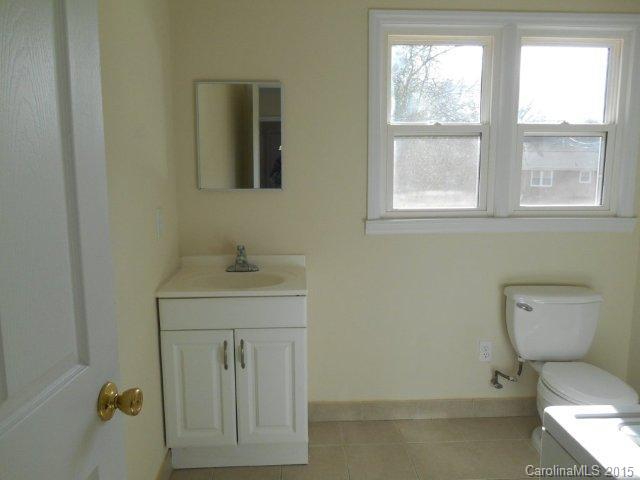 503 Cardinal Ct, Davidson, NC 28036 photo 7