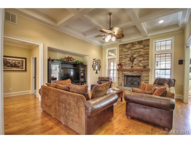 7263 James Ct, Denver, NC 28037 photo 4