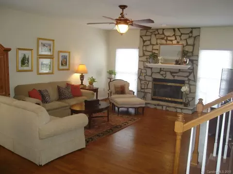 460 Phil Dr, Clover, SC 29710 photo 2