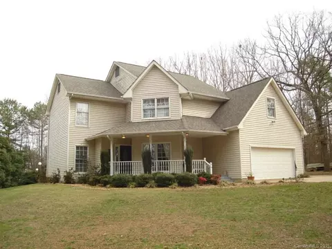 460 Phil Dr, Clover, SC 29710 photo 1