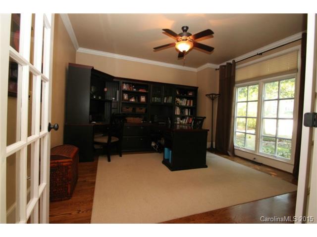18925 River Falls Dr, Davidson, NC 28036 photo 5