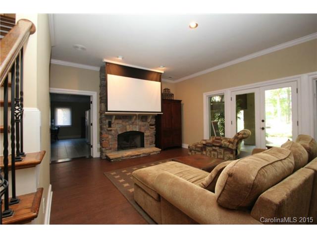 18925 River Falls Dr, Davidson, NC 28036 photo 16
