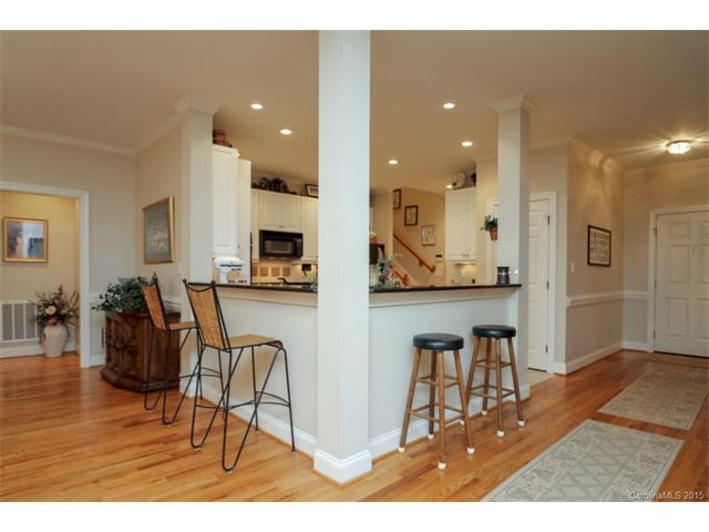6601 Fox Ridge Cir, Davidson, NC 28036 photo 12