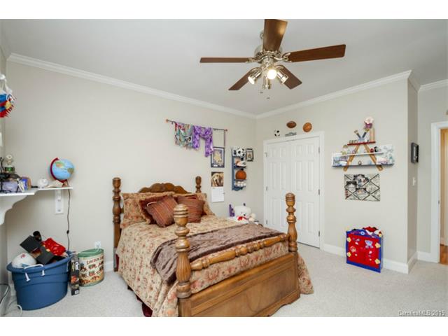 6601 Fox Ridge Cir, Davidson, NC 28036 photo 11