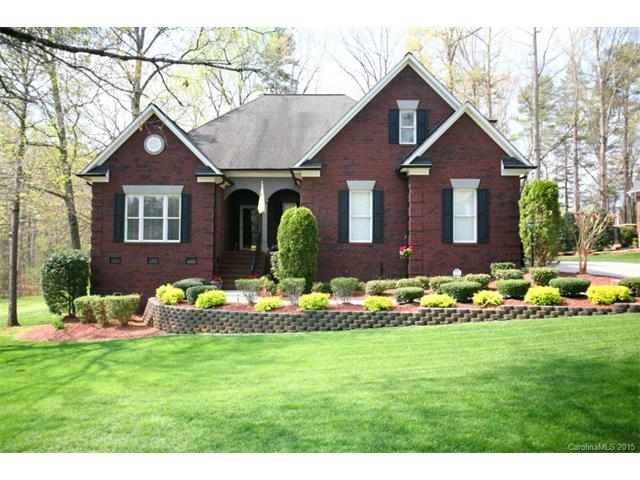6601 Fox Ridge Cir, Davidson, NC 28036 photo 1
