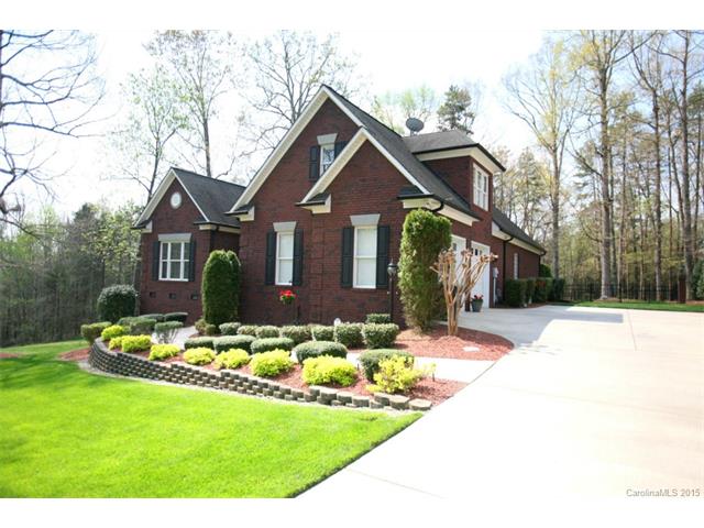 6601 Fox Ridge Cir, Davidson, NC 28036 photo 2