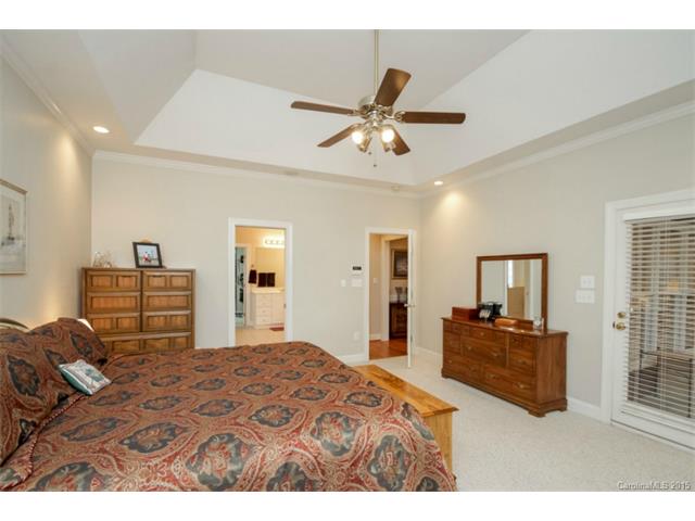 6601 Fox Ridge Cir, Davidson, NC 28036 photo 17
