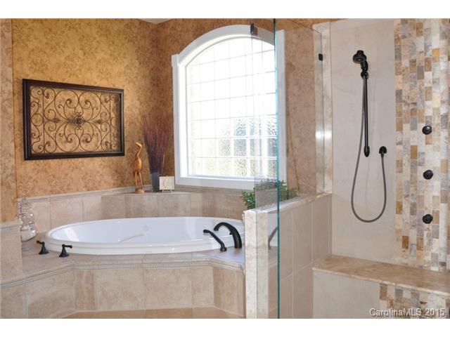 19305 Overleaf Ln, Davidson, NC 28036 photo 13