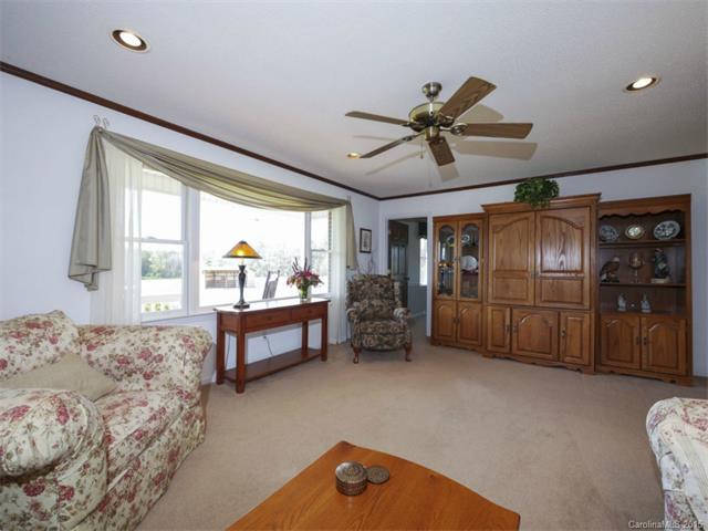 119 Guilford Rd, Harmony, NC 28634 photo 6