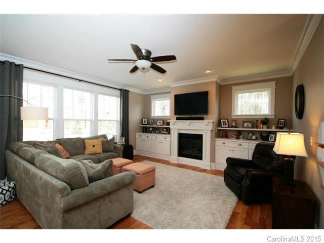 20912 Island Forest Dr, Cornelius, NC 28031 photo 3