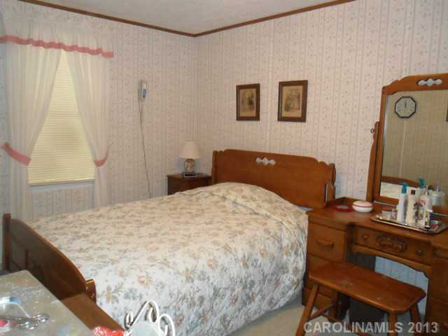 119 Robert Rd, Crouse, NC 28033 photo 7