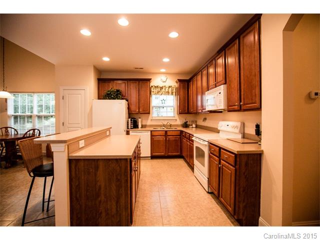 18917 Ruffner Dr, Cornelius, NC 28031 photo 4
