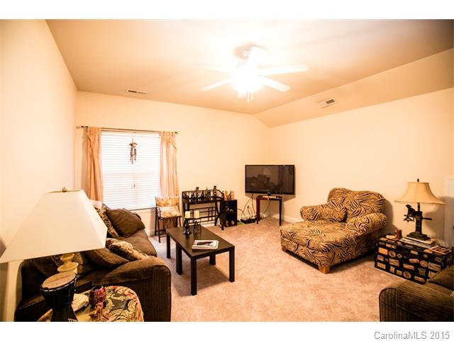 18917 Ruffner Dr, Cornelius, NC 28031 photo 14