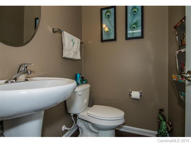 3286 Streamside Dr, Davidson, NC 28036 photo 6
