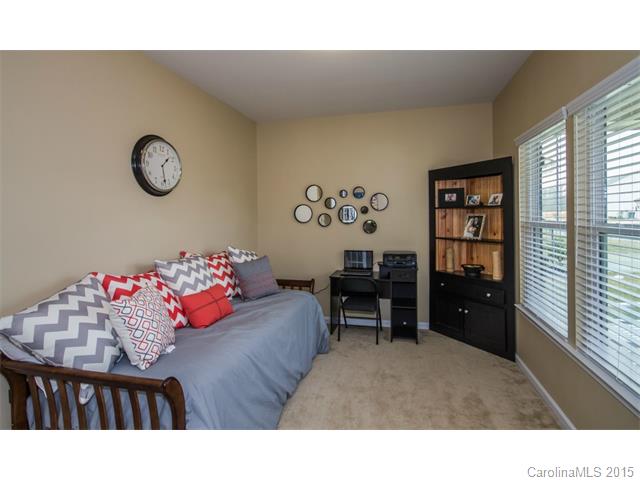 3286 Streamside Dr, Davidson, NC 28036 photo 3