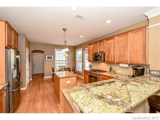 17825 Overland Forest Dr, Cornelius, NC 28031 photo 10