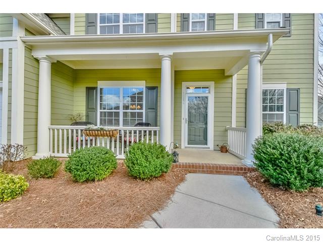 17825 Overland Forest Dr, Cornelius, NC 28031 photo 2