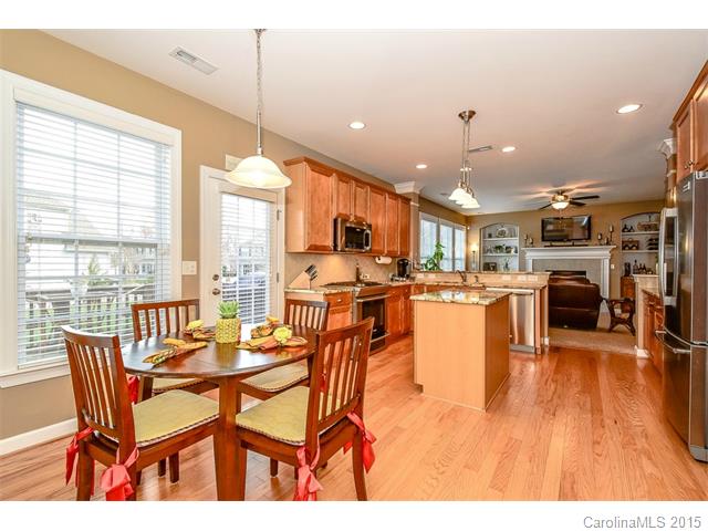17825 Overland Forest Dr, Cornelius, NC 28031 photo 11