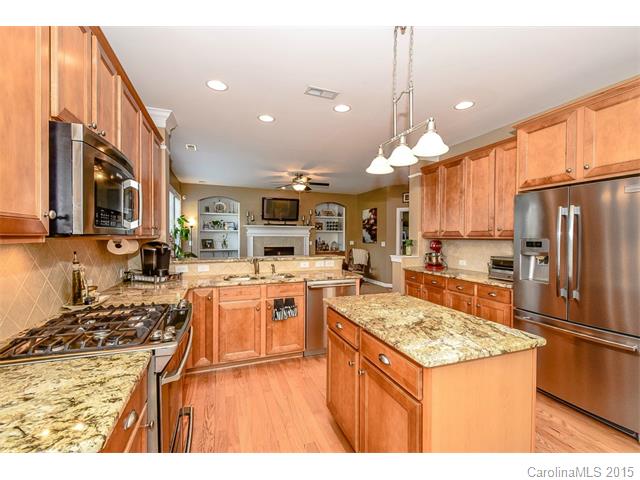 17825 Overland Forest Dr, Cornelius, NC 28031 photo 13