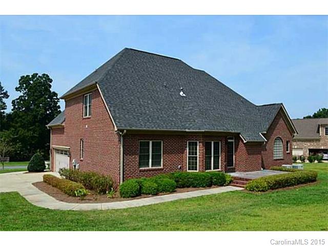 2728 Smithfield Dr, Monroe, NC 28110 photo 2