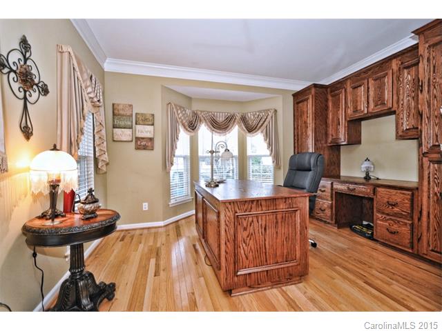 574 Lansfaire Ave, Concord, NC 28027 photo 2