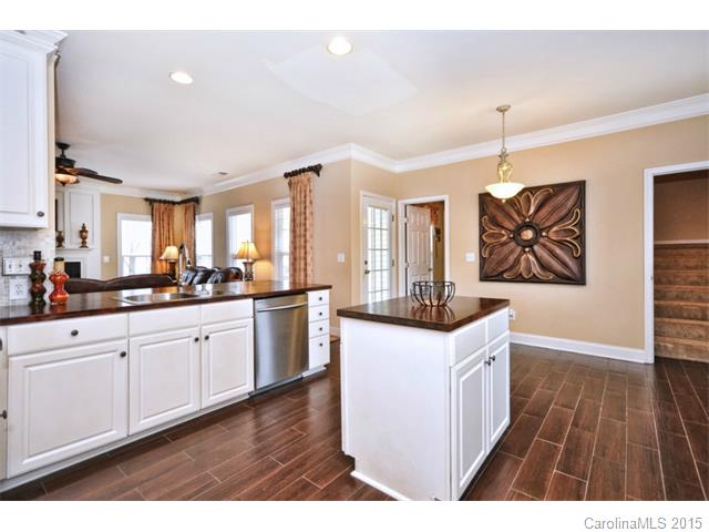 574 Lansfaire Ave, Concord, NC 28027 photo 7