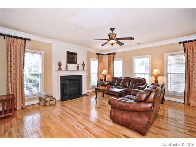 574 Lansfaire Ave, Concord, NC 28027 photo 4