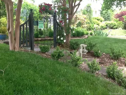 520 Ashby Dr, Davidson, NC 28036 photo 2