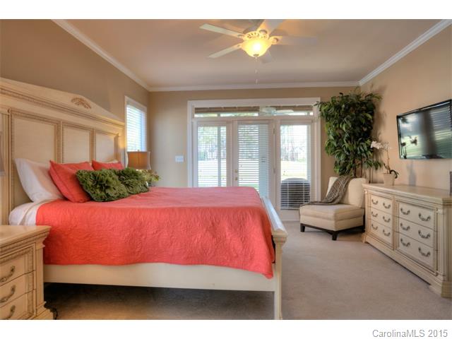 18800 Greyton Ln, Davidson, NC 28036 photo 7