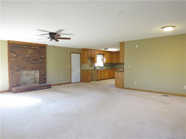 654 E Memorial Hwy, Harmony, NC 28634 photo 13
