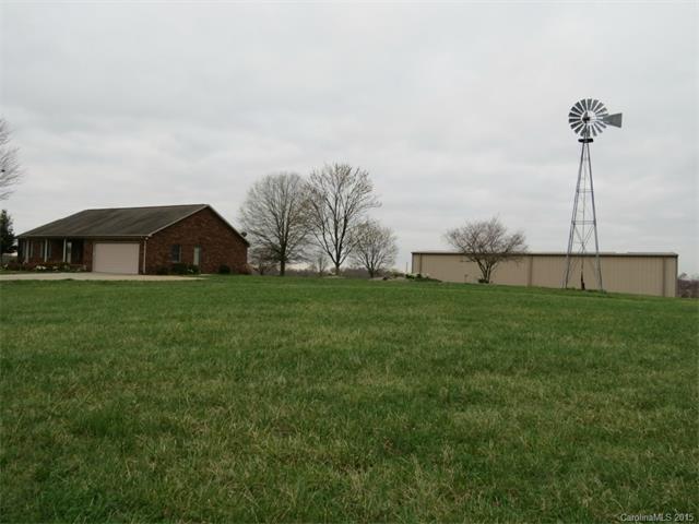 654 E Memorial Hwy, Harmony, NC 28634 photo 10