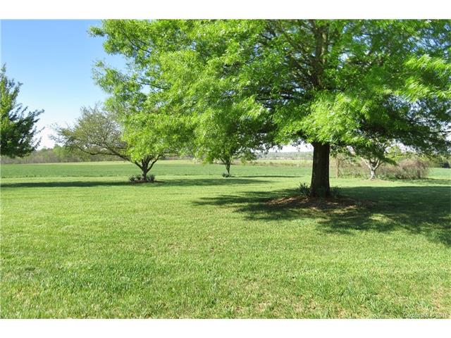 654 E Memorial Hwy, Harmony, NC 28634 photo 4