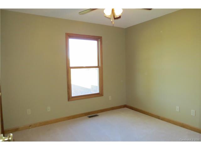 654 E Memorial Hwy, Harmony, NC 28634 photo 18