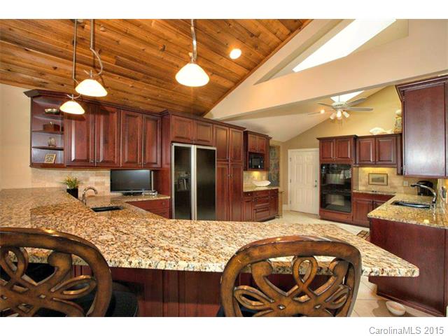 20508 Deep Cove Ct, Cornelius, NC 28031 photo 9