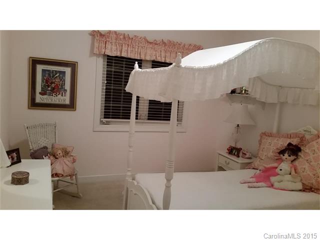 19003 Hampton Woods Ct, Cornelius, NC 28031 photo 10