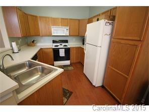 7004 Blithe Low Pl, Charlotte, NC 28273 photo 6