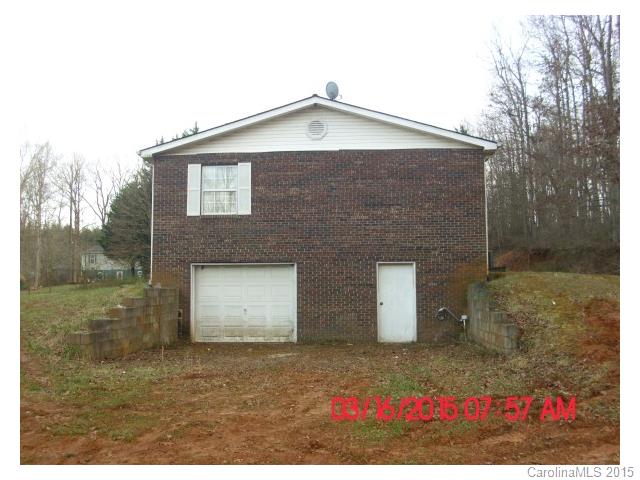 133 Bb Ln, Hiddenite, NC 28636 photo 4